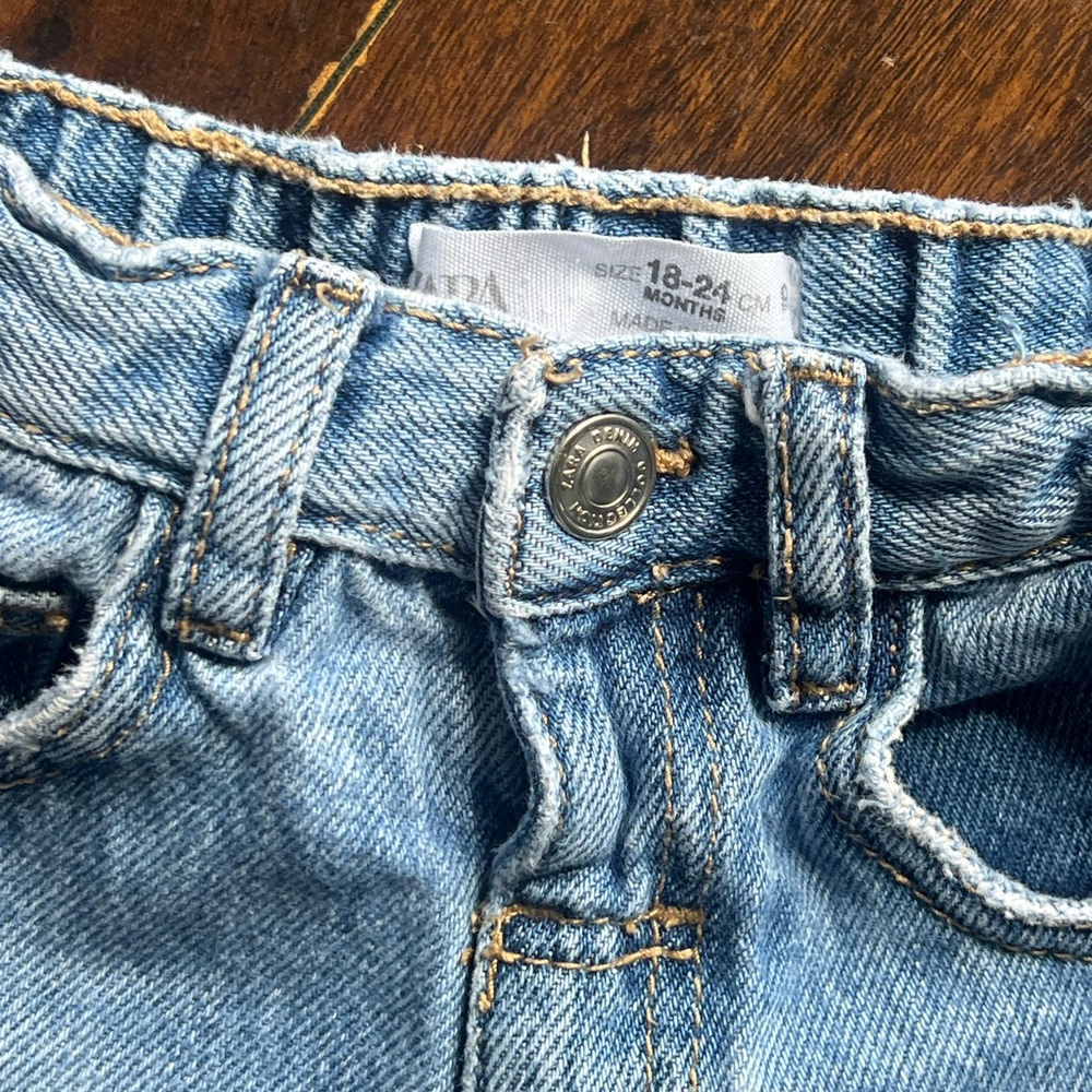 Zara Toddler Mom Fit/Taper Jeans (Size 18-24m)